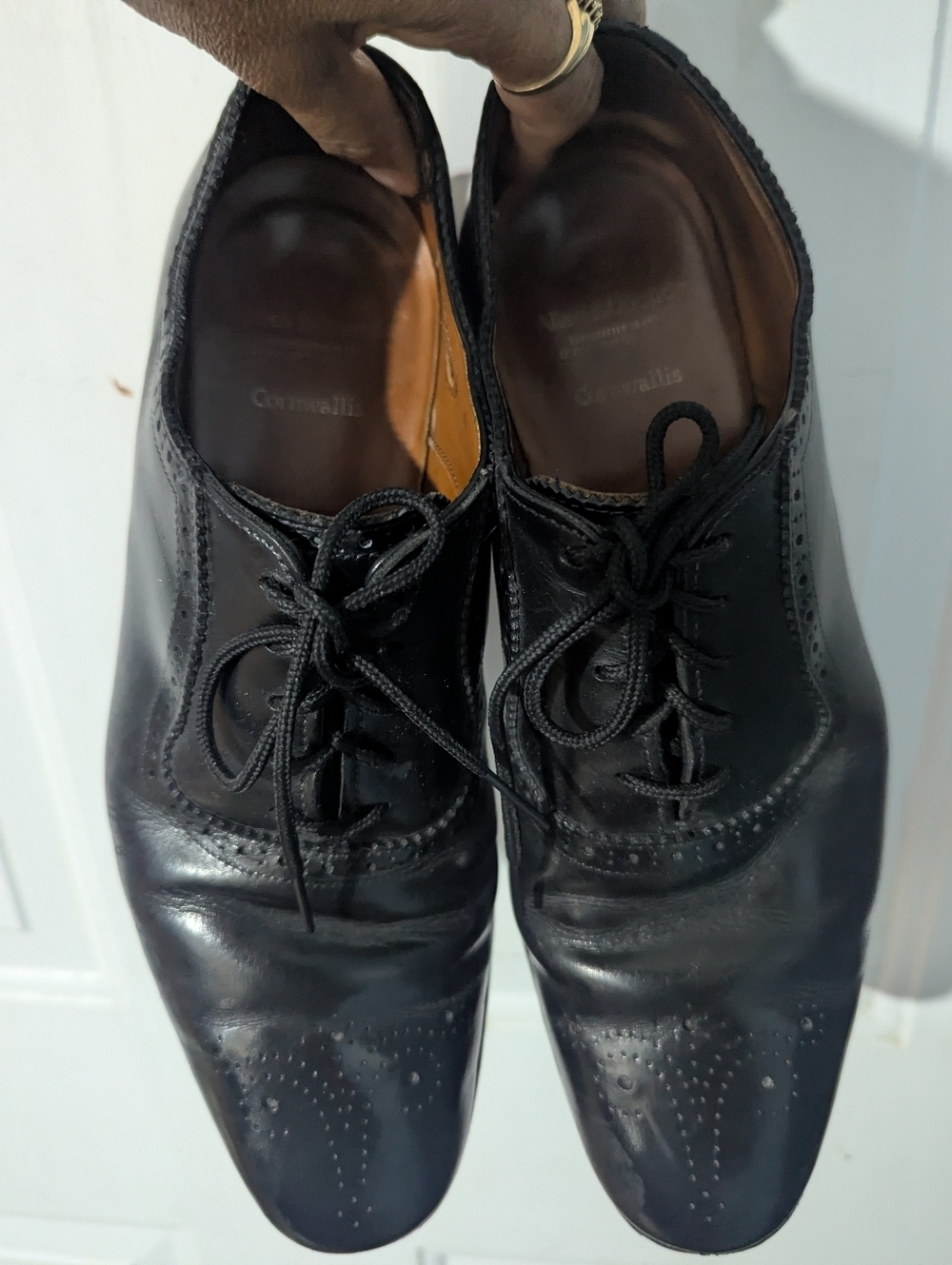 Allen Edmonds Wallis Black Leather Brogue Lace-Up Oxfords